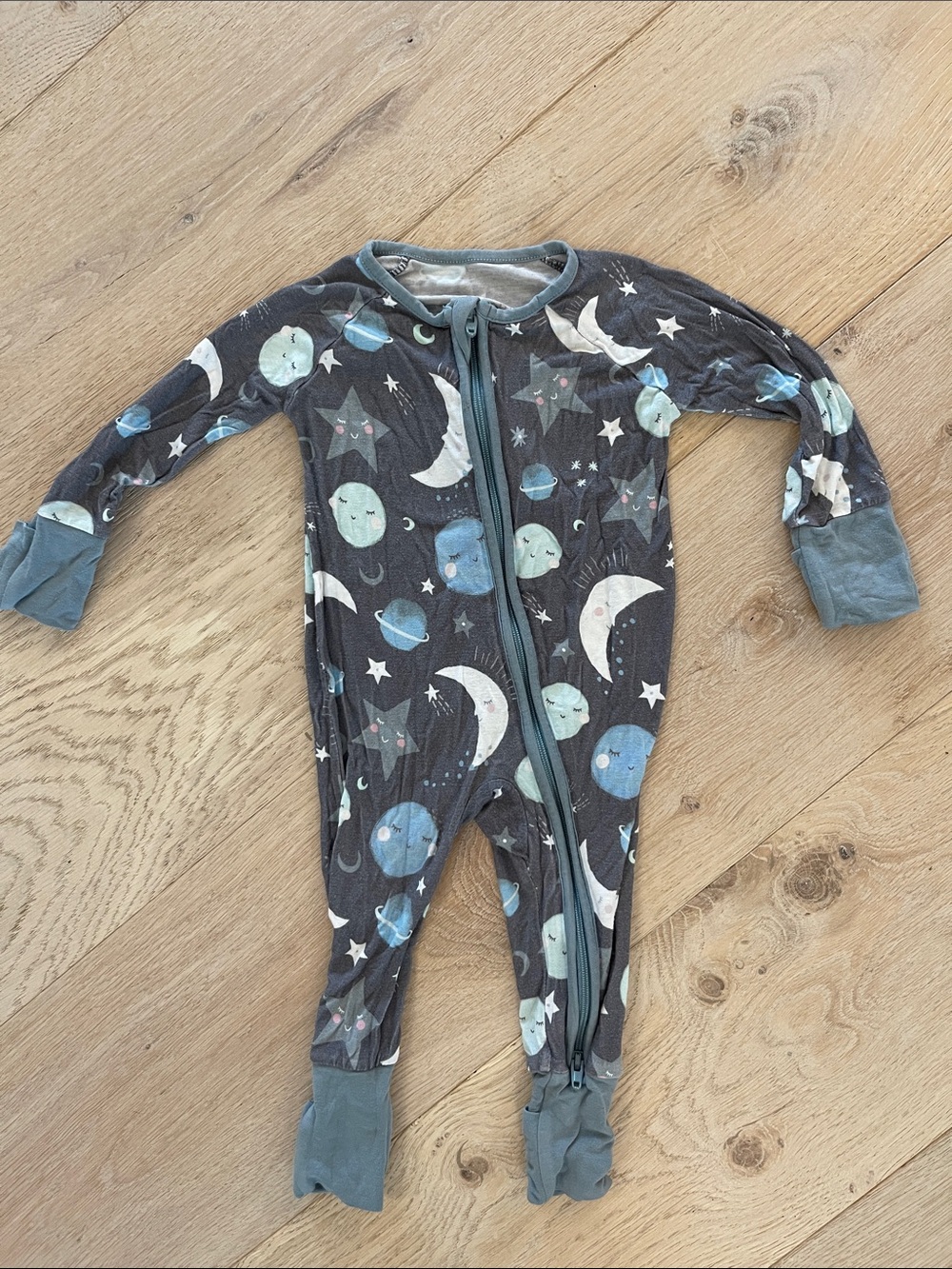 Little Sleepies To The Moon and Back print  One-Piece sleeper 0-6 months
